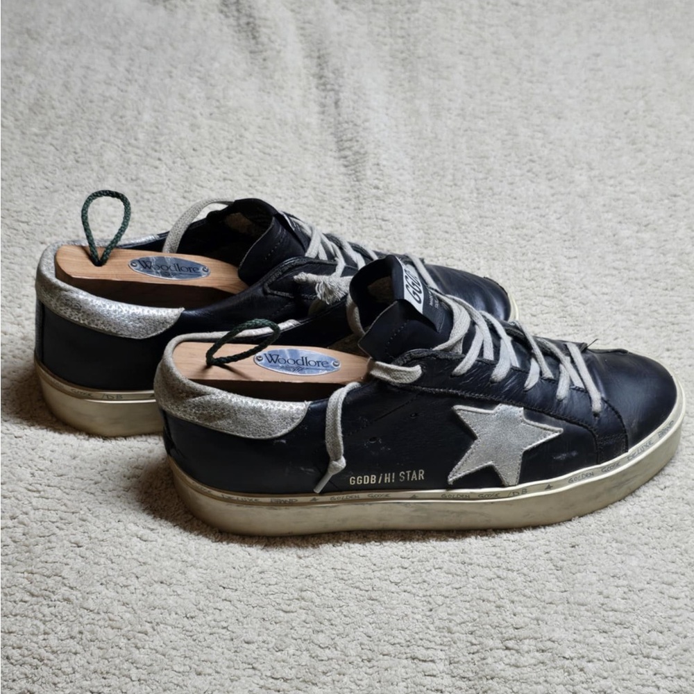 Golden Goose Black and White Sneakers with Star Design - Picture 6 of 9